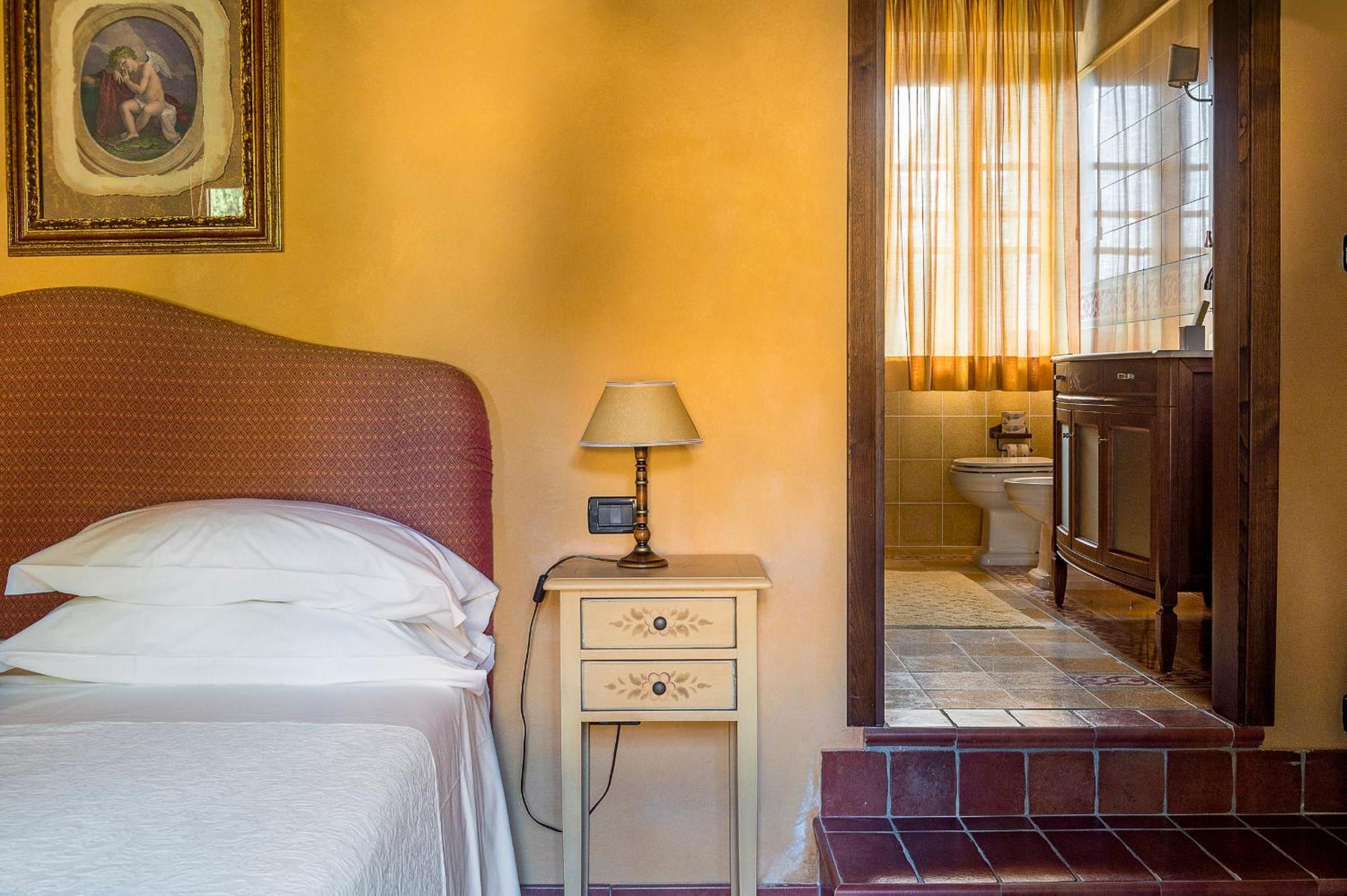 Villa Delia Hotel And Cooking School Rivoli  Екстер'єр фото